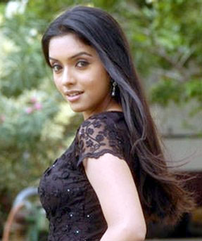 Asin Hot Photos | Online bee | tamil actress asin hot  